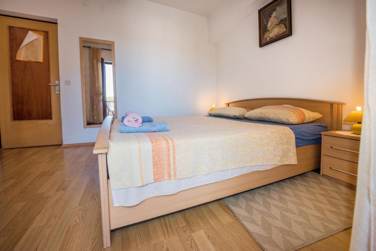 Two Bed Rooms Fortuna Near The Beach โปเรช ภายนอก รูปภาพ
