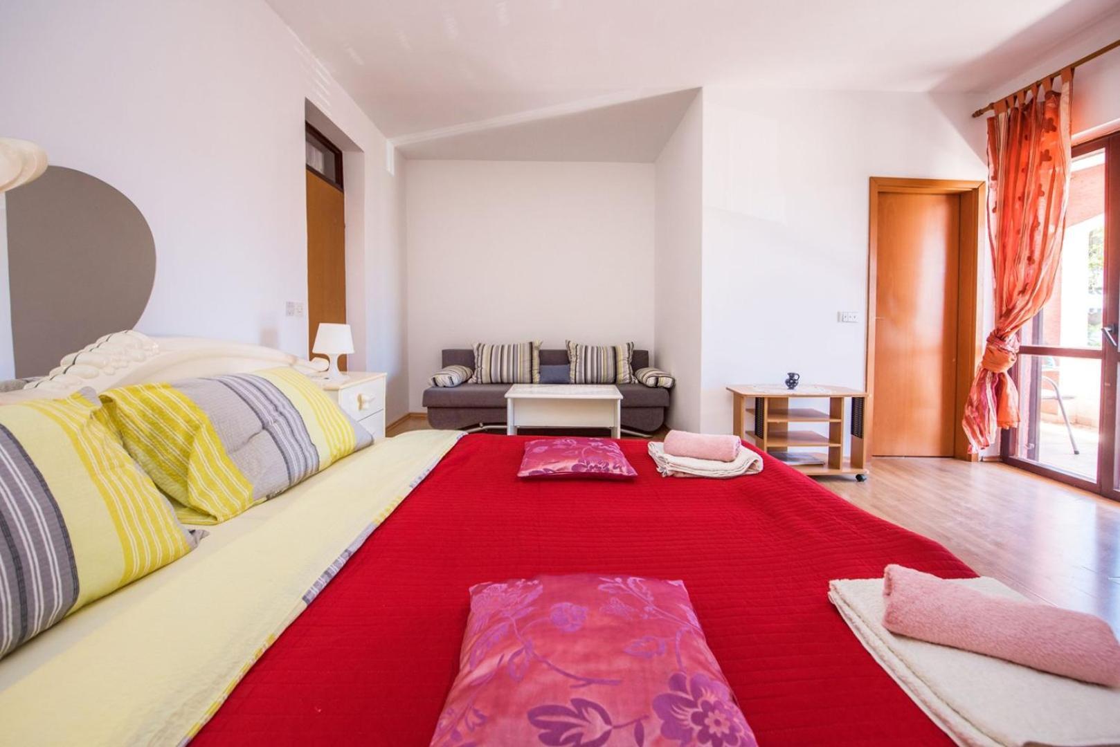 Two Bed Rooms Fortuna Near The Beach โปเรช ภายนอก รูปภาพ